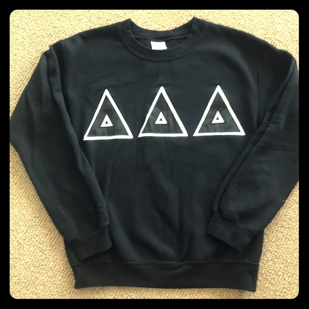Tri Delta Letter crewneck sweatshirt